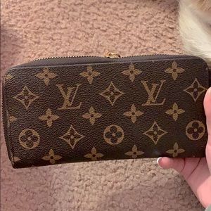 Louis wallet